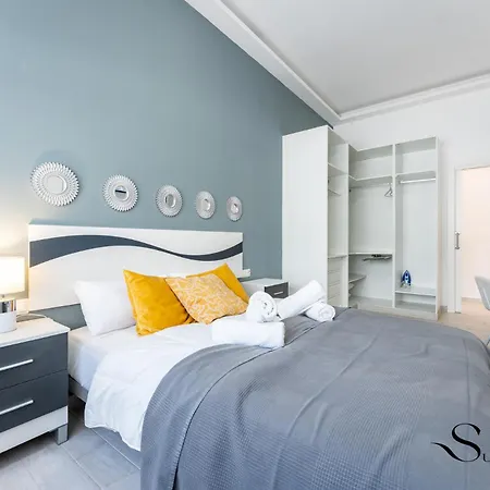 Location, 50m From The And Resaurants * Benalmadena
